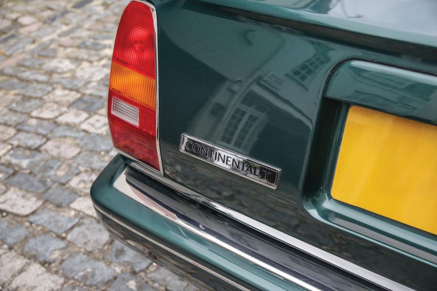 Детали экстерьера Bentley Continental T 1996 года  (UK) (фото 8 из 22)